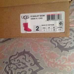 Little girl's Uggs (Not toddlers)